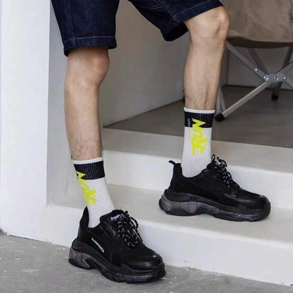 5/10/20 Pairs Men Color Blocked Round Neck Mid Tube Socks Sweat Wicking Breathable All Season Basketball Sports Casual Socks