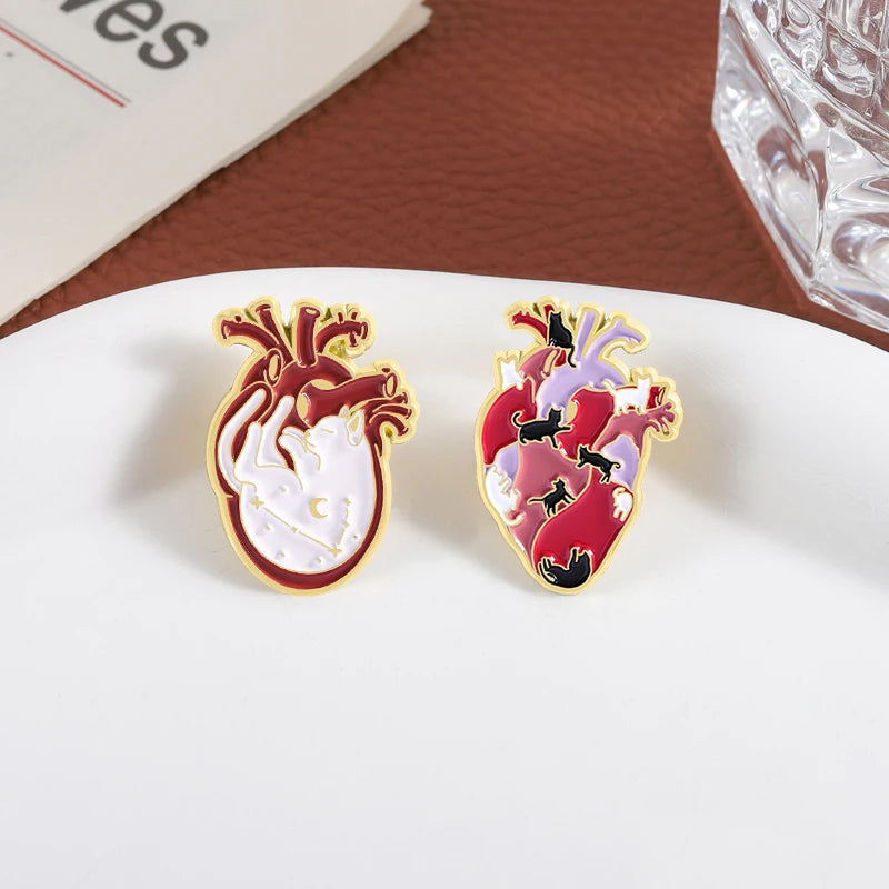 Cartoon Cat Heart Organs Enamel Pins Funny Cute Cat Human Organs Metal Brooches Backpack Lapel Badge Jewelry Gifts for Friends