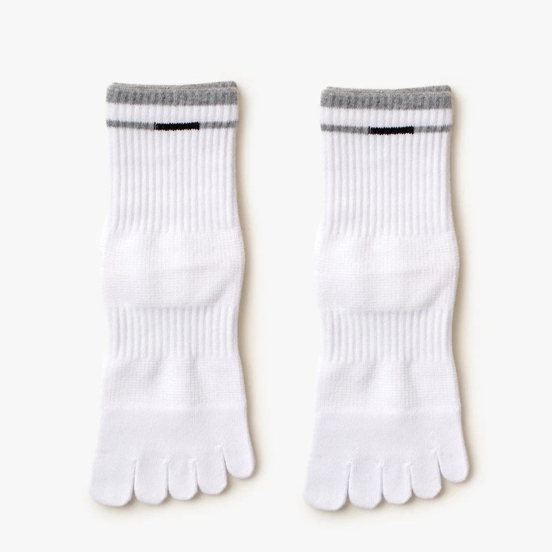 2026 New Elastic Men's Sports Socks Soft Breathable Cotton Women Fitness Sweat Wicking Split Toe Socks Outdoor Hiking Socks
