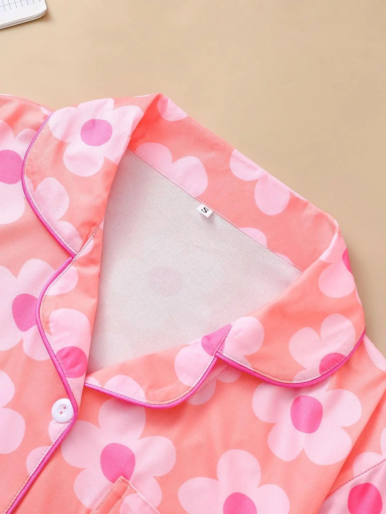 Floral printed pajama set comfortable button up cardigan lapel short sleeved top elastic waistband shorts women's home wear
