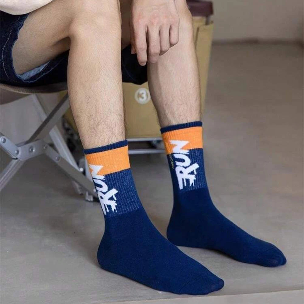 5/10/20 Pairs Men Color Blocked Round Neck Mid Tube Socks Sweat Wicking Breathable All Season Basketball Sports Casual Socks