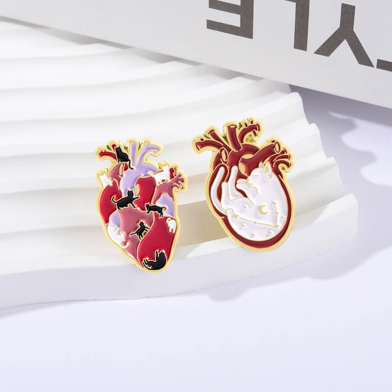 Cartoon Cat Heart Organs Enamel Pins Funny Cute Cat Human Organs Metal Brooches Backpack Lapel Badge Jewelry Gifts for Friends