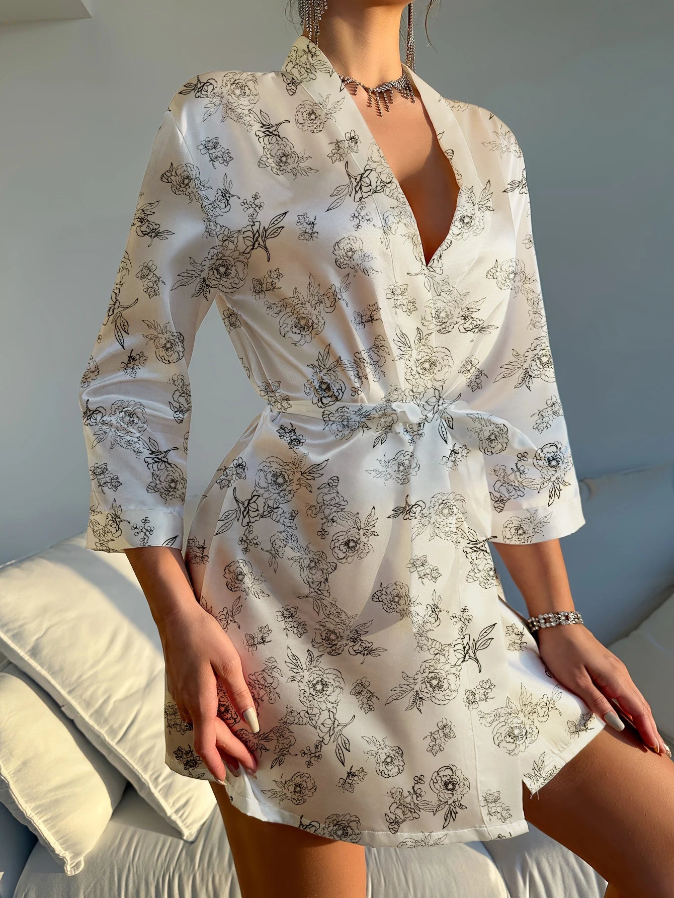 Silk Satin Floral Robe Belted Short Sheer Loungewear Lightweight Bathrobe for Home
